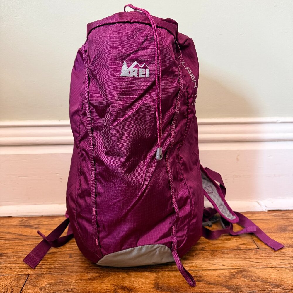 REI Flash 18 Packable Hiking Backpacking Purple Backpack